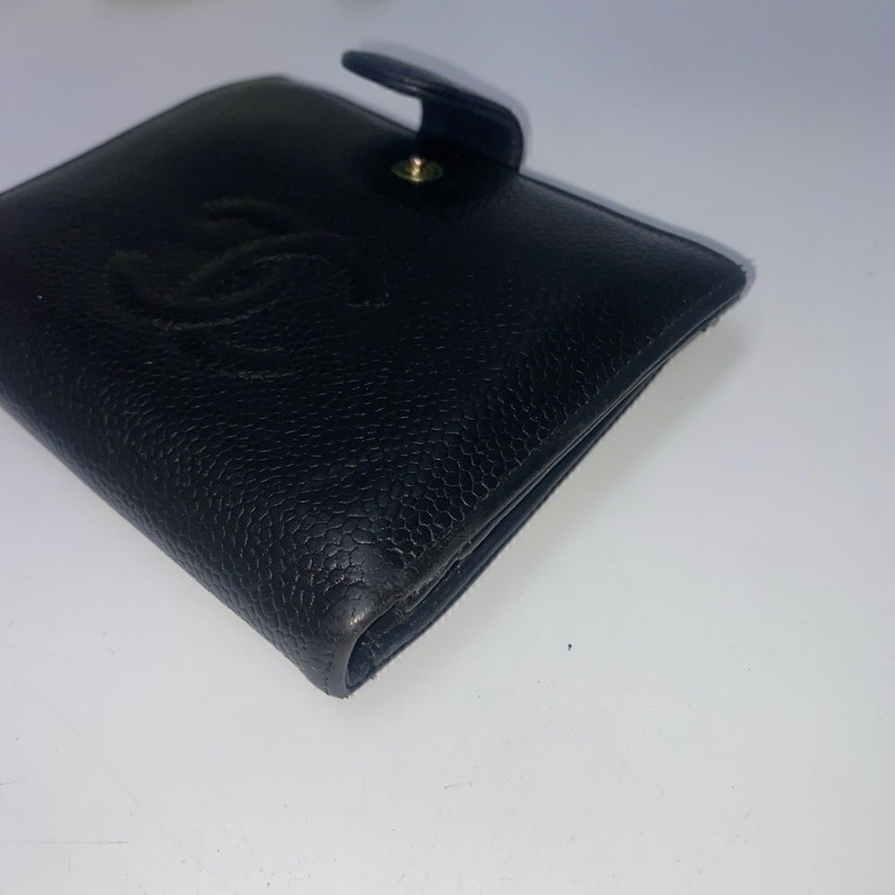 Authentic Chanel Caviar Compact Wallet Black - Picture 3 of 10